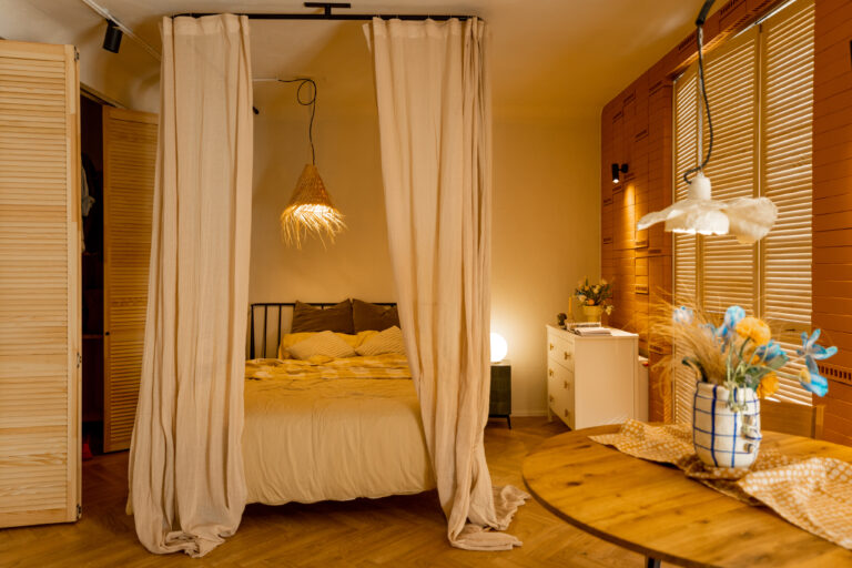 15+ Cottagecore Bedroom Ideas That’ll Make You Want to Move to the Countryside
